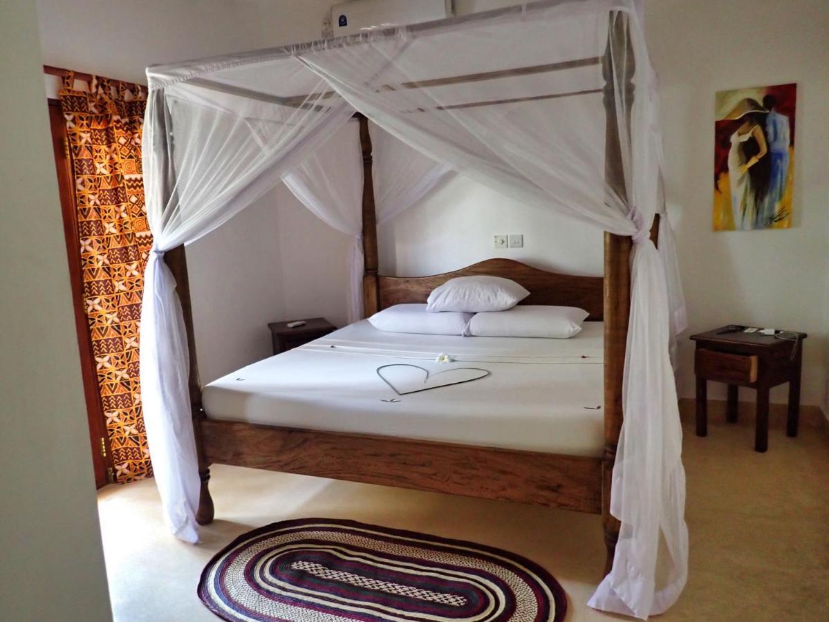 Paka House-Rafiki Village Watamu Exterior photo