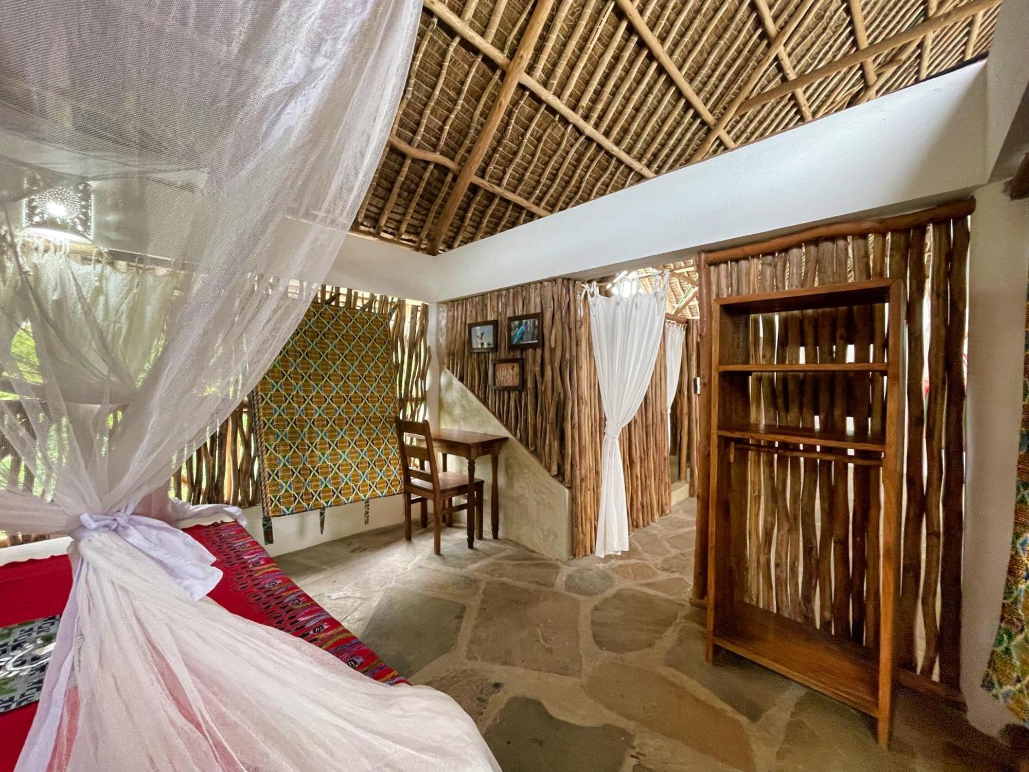 Paka House-Rafiki Village Watamu Exterior photo